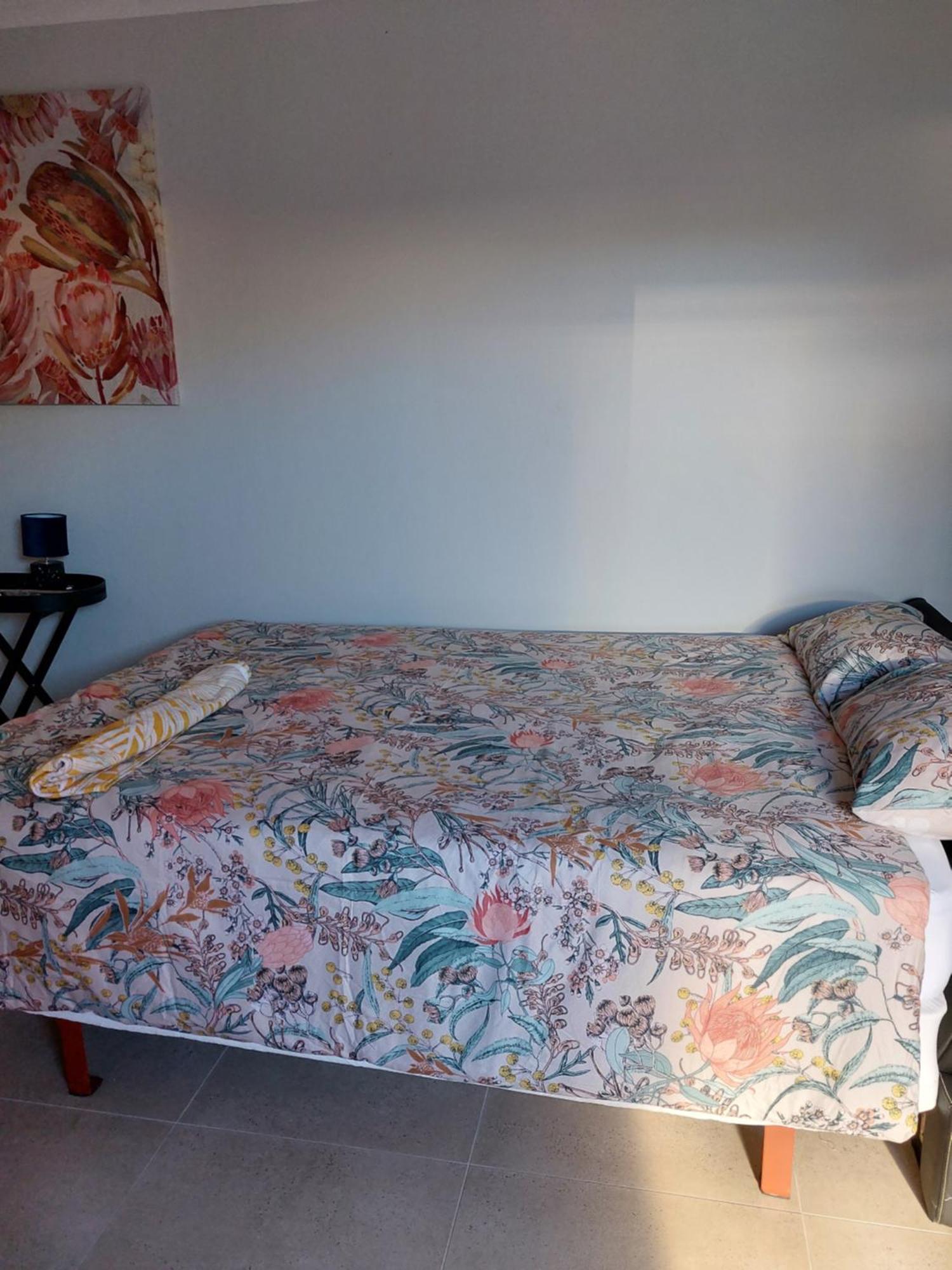 ווינדהוק Special Inn Bed And Breakfast מראה חיצוני תמונה